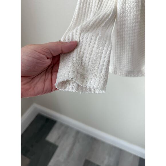 Anthropologie Akemi + Kin Waffle Knit Knot Hem Shirt Size Small - Picture 8 of 9